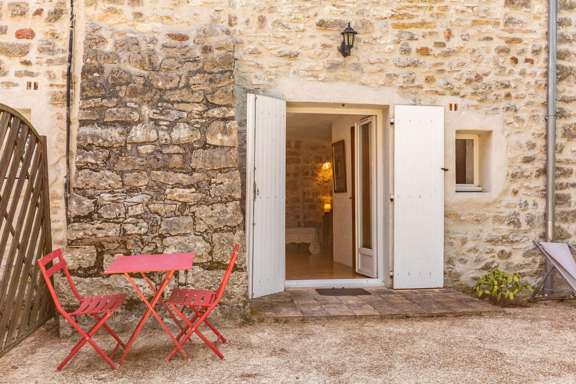 Hotel Les Monteils Grospierres Zewnętrze zdjęcie