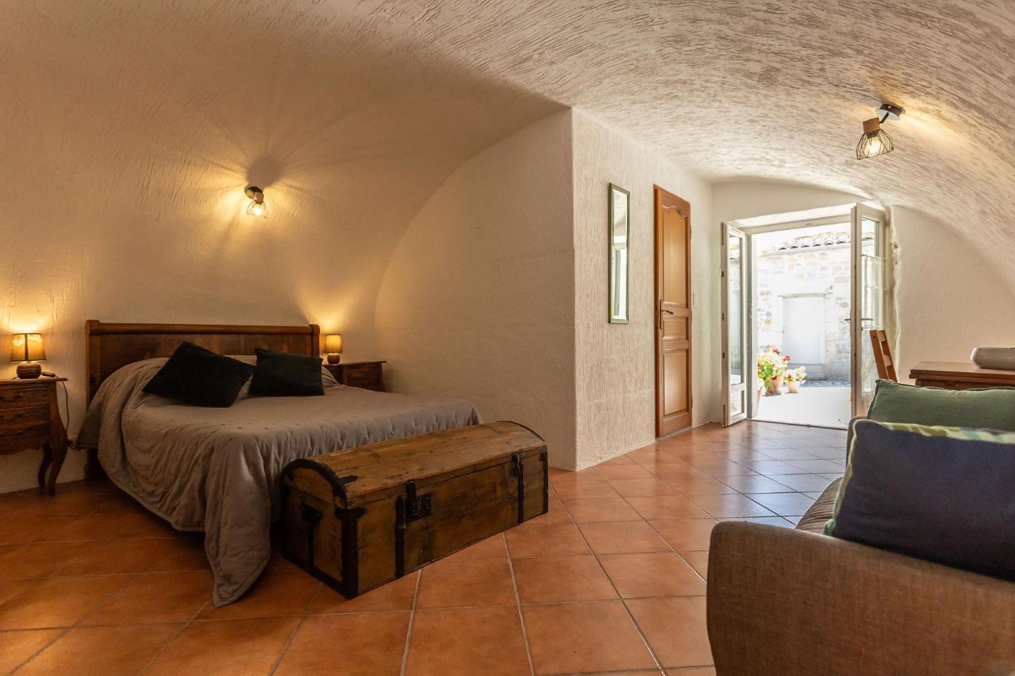 Hotel Les Monteils Grospierres Zewnętrze zdjęcie