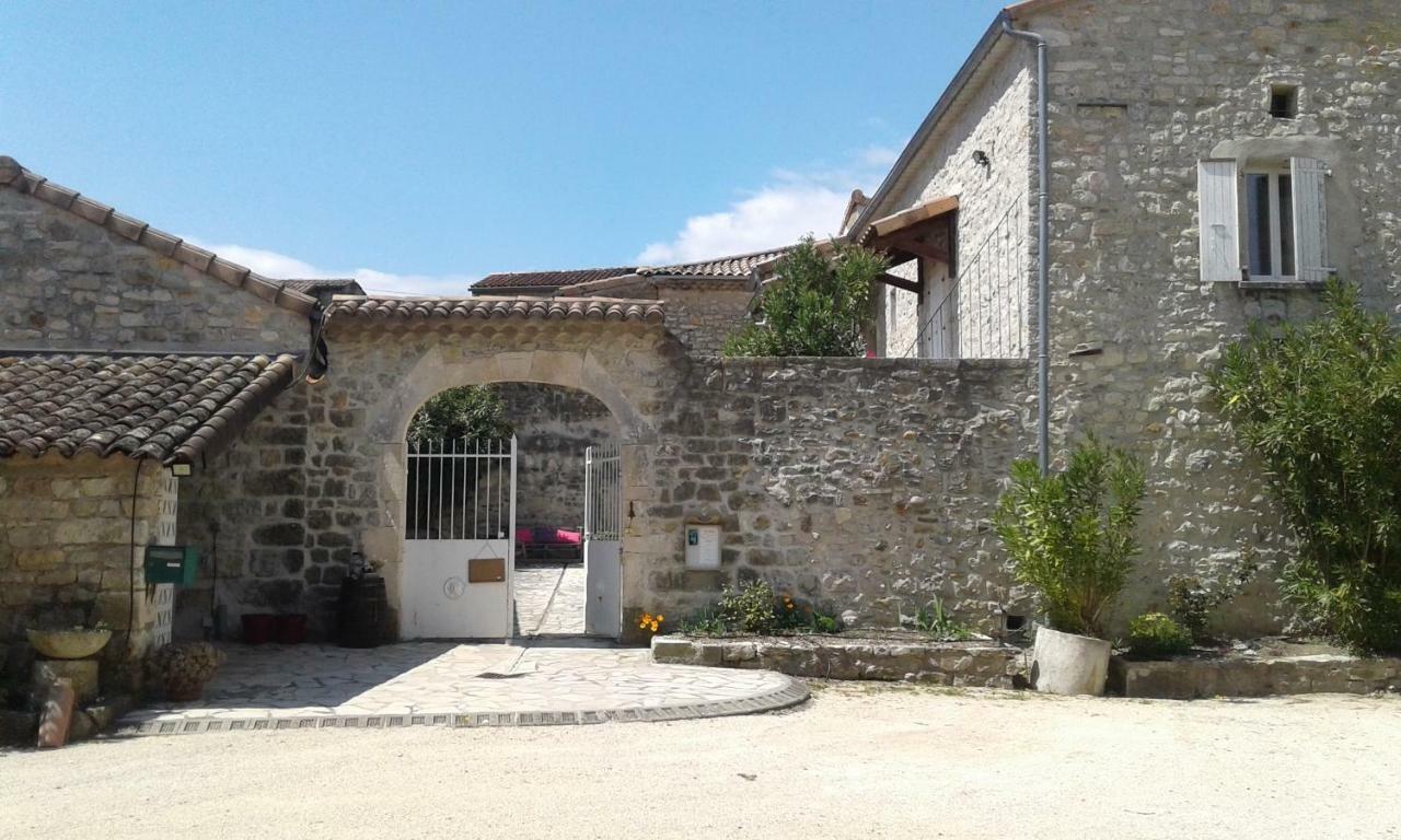 Hotel Les Monteils Grospierres Zewnętrze zdjęcie